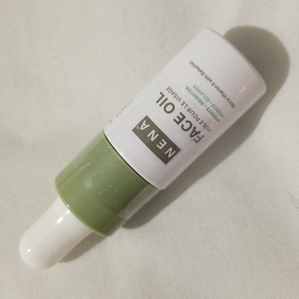 4/25 item. Nena Skincare Face Oil